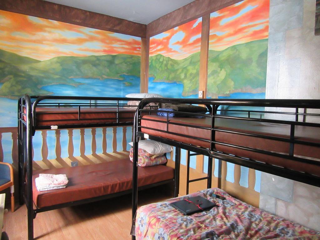 Turtle Hostel Victoria Exterior photo